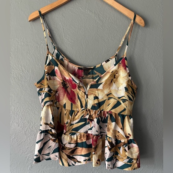 midnight bakery Tops - Midnight Bakery | flouncy | floral | tiered | adjustable | tank | s